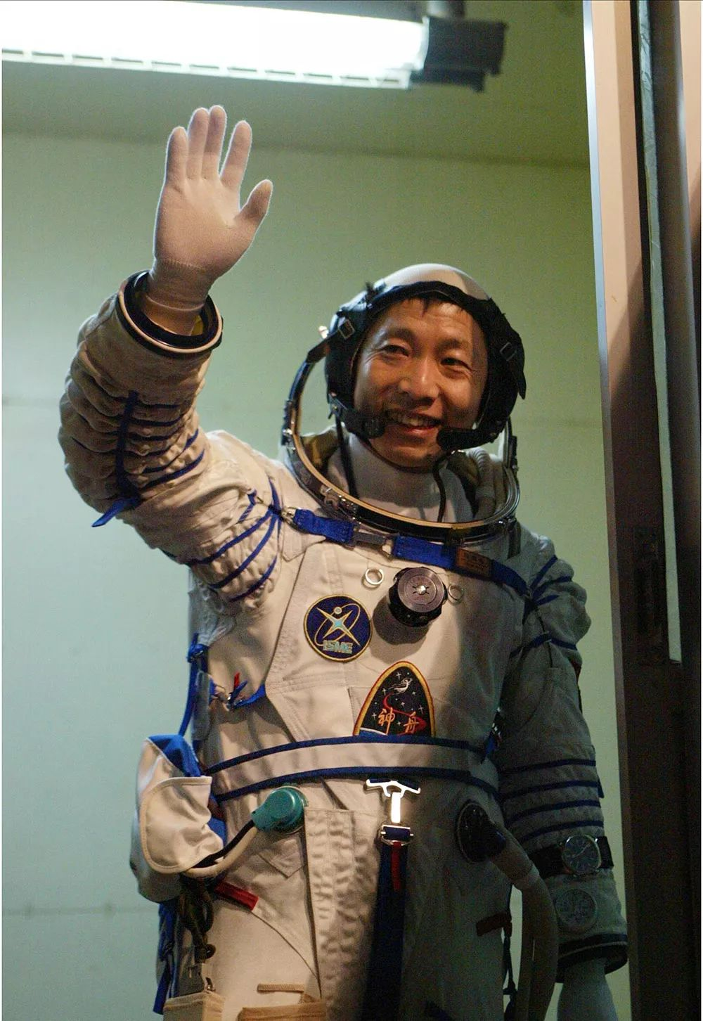 神舟五号发射